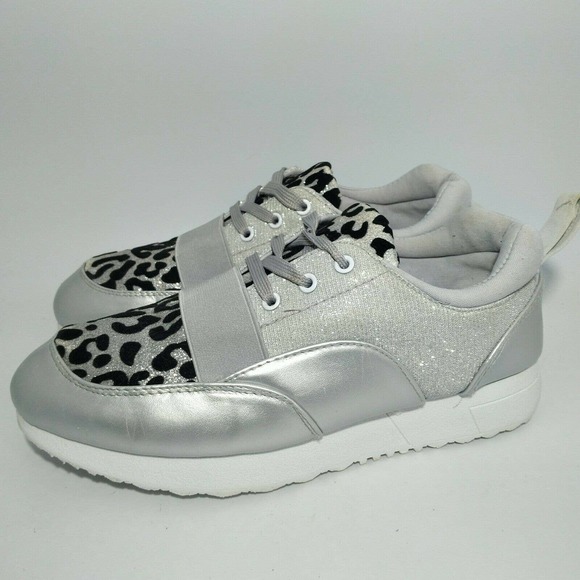 Twisted Slip in & Step Out Glitter Silver / Black Ladies Shoe Size 7.5 - Picture 3 of 10